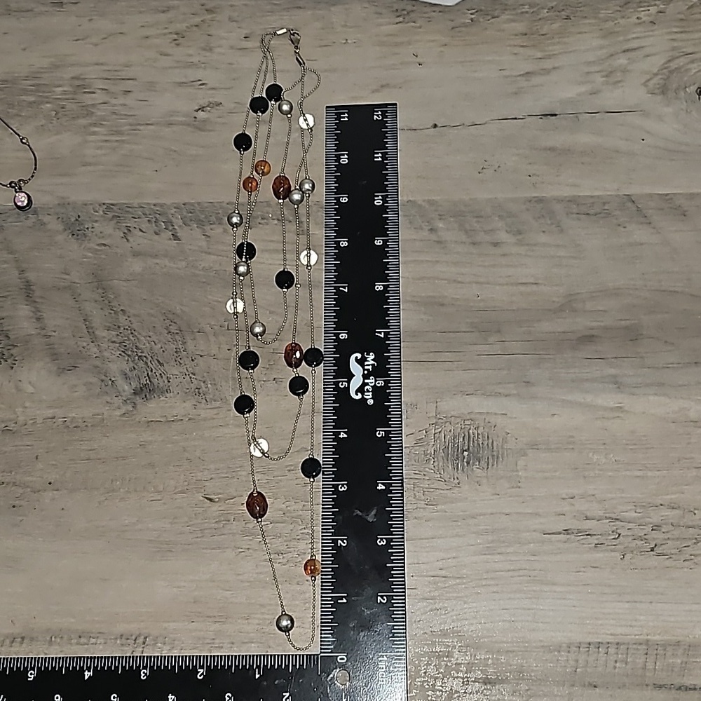 3 Strand Neclace - Picture 5 of 6